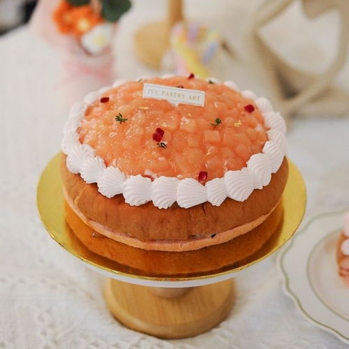 White Peach Oolong Cake Pie